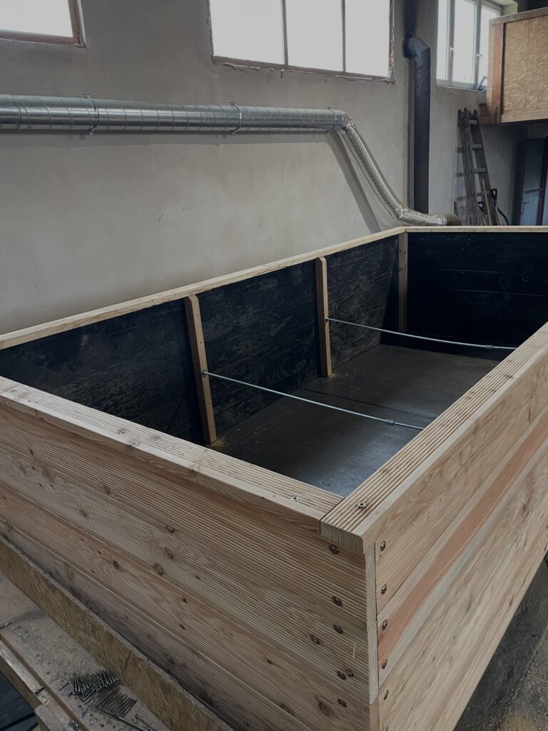 Vyvýšený záhon velkoformátový